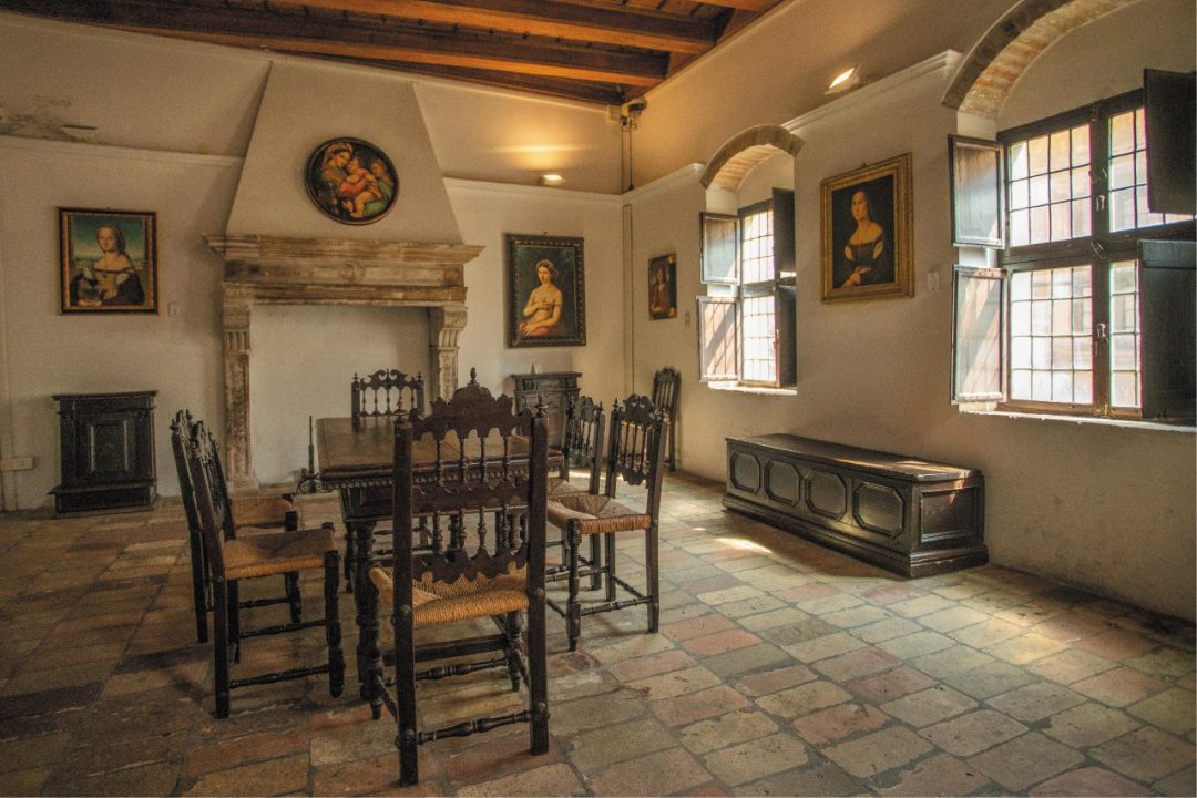 Casa-di-Raffaello_6-1080×720-1 Raphael House