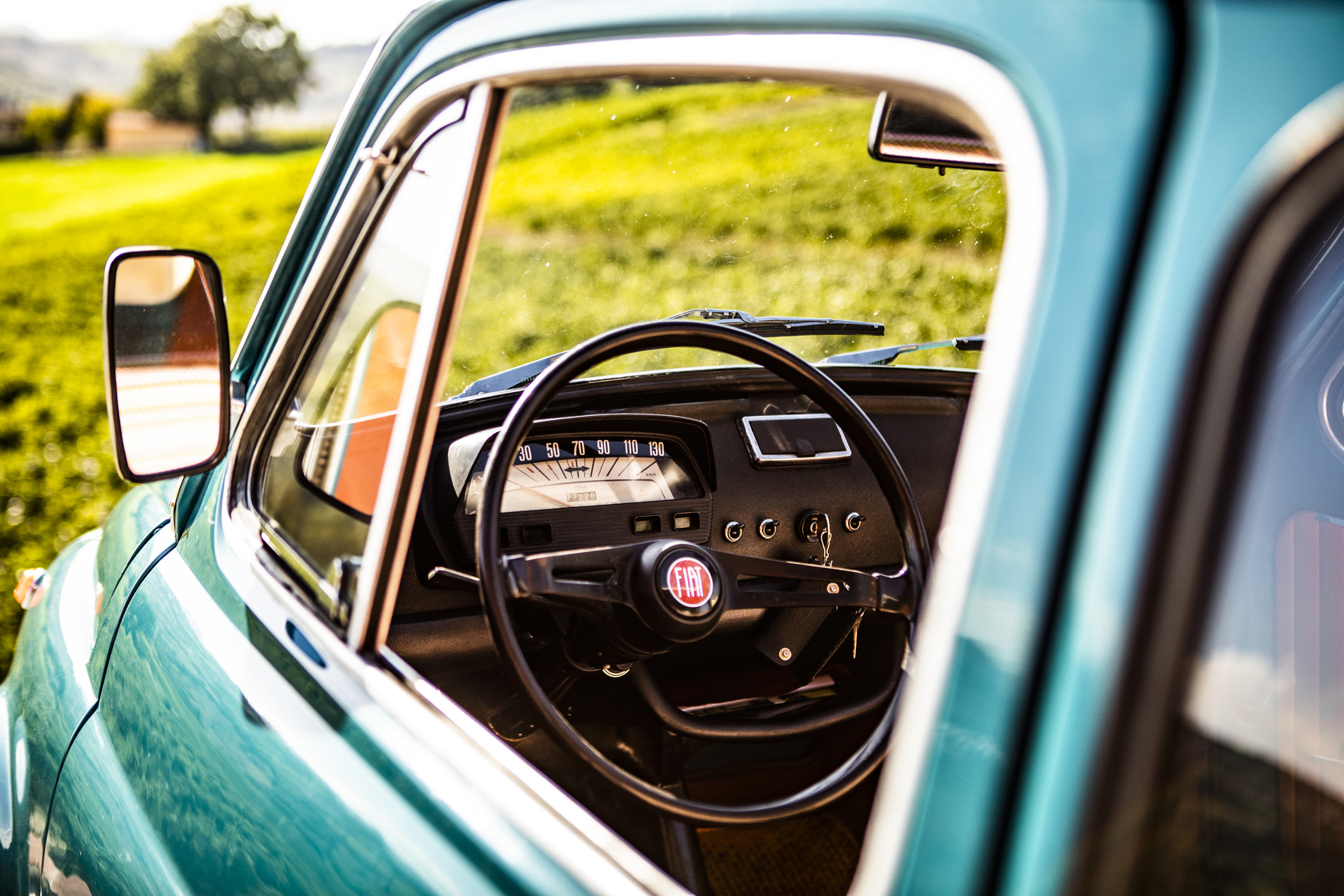 Vintage Fiat 500 tour